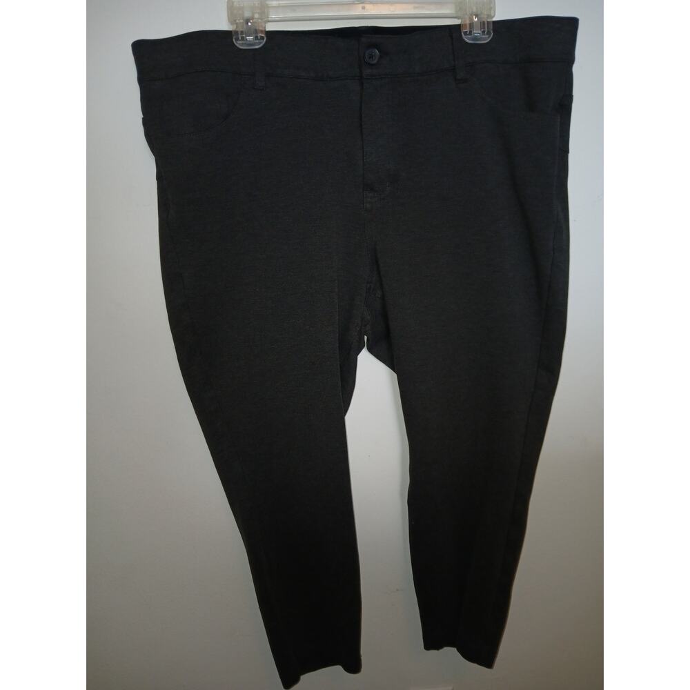 TORRID Charcoal Gray Ponte Knit Size 20 Cropped Stretch Pants Flat Front